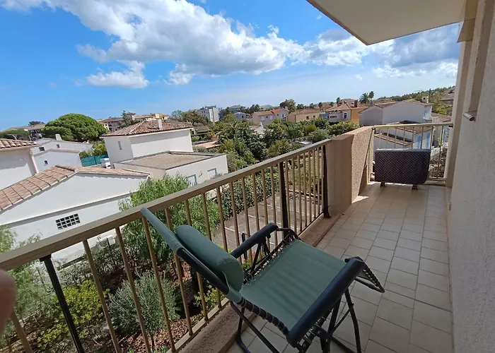 Le Drakar By Interhome Appartement Fréjus