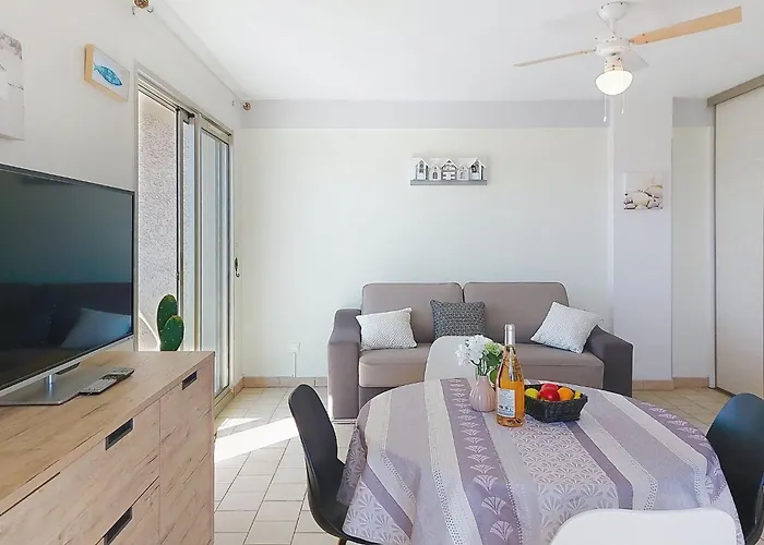 Le Drakar By Interhome Appartement Fréjus