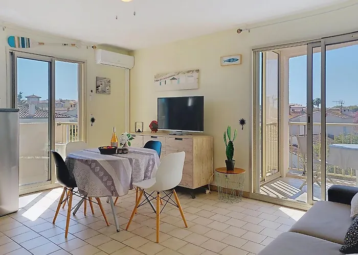 Appartement Le Drakar By Interhome Fréjus